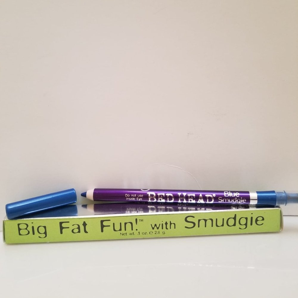 TIGI Bed Head Big Fat Fun Eyeliner Pencil Blue Smudgie 1 oz 2.8 g